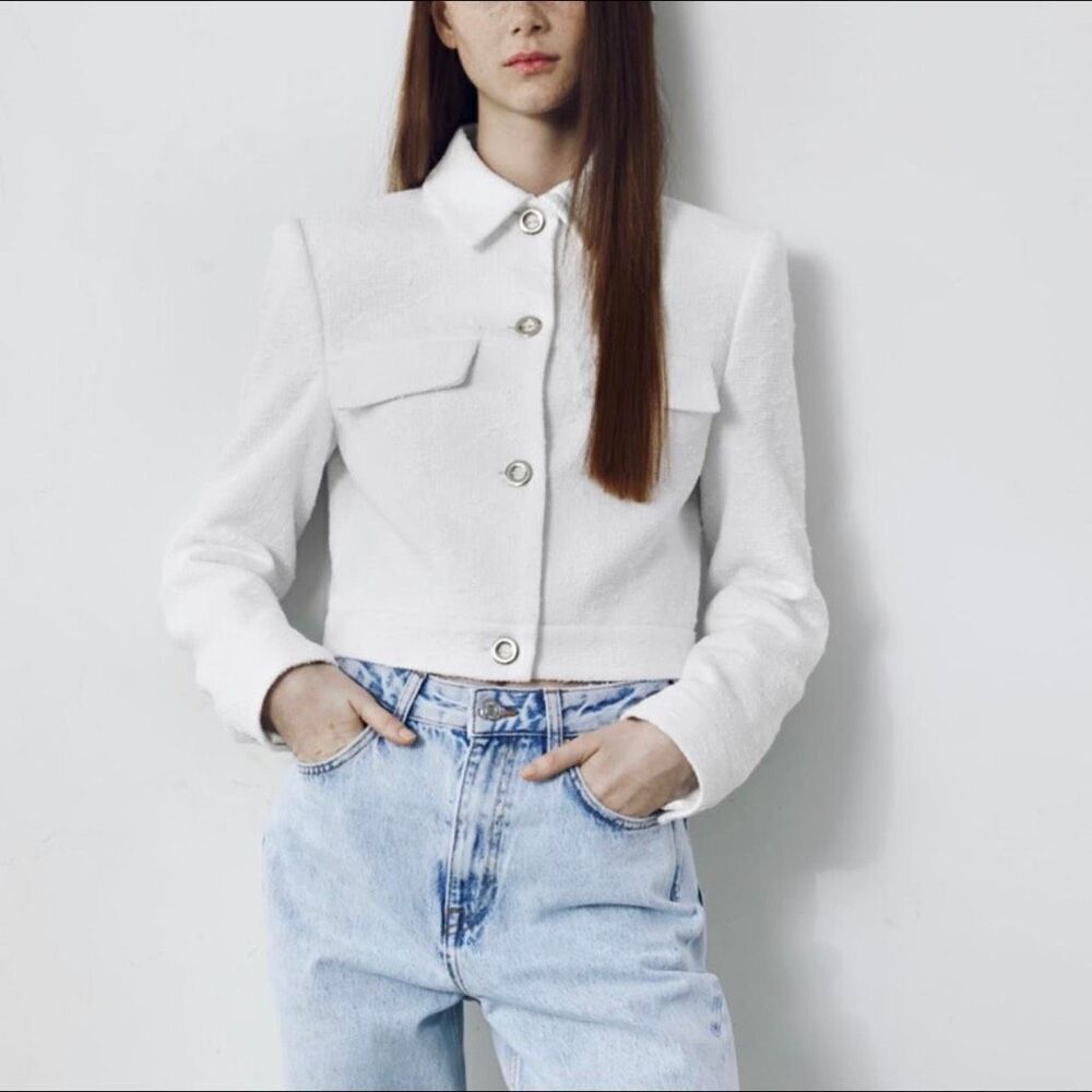 ZARA Textured Cropped Blazer with Gold Buttons In Oyster White Size M